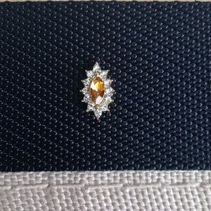 NEW CLEAR AND TOPAZ COLORED RHINESTONES ON GOLD BACK NAIL JEWEL CHARM